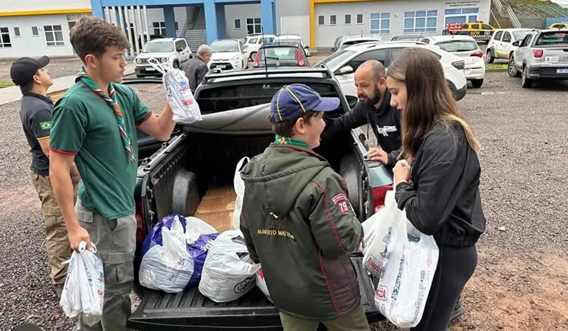 Brazil Scouts support communities devastated by flooding