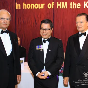 Dr Dominic CHU (HK) presented to His Majesty as a new BP Fellow