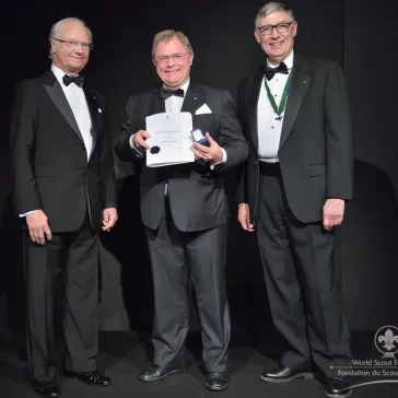 Mr Steve Lambert (AU) (represented by Mr Tomkins) presented to His Majesty as a new BP Fellow