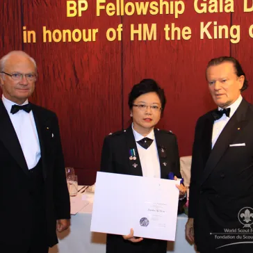 Ms Jacqueline NG (HK) presented to His Majesty as a new BP Fellow