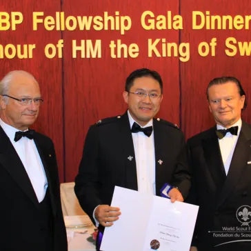 Dr Herbert YEUNG (HK) presented to His Majesty as a new BP Fellow
