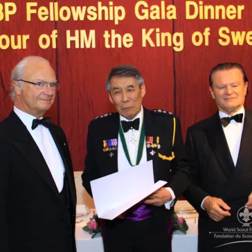 Dr Chamson CHAU (HK) presented to His Majesty as Benefactor Circle Member