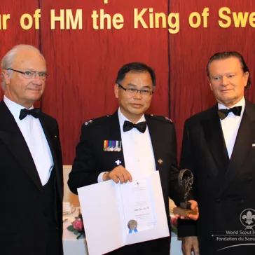 Mr Hubert HO (HK) presented to His Majesty as Benefactor Circle Member