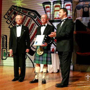 Presentation of new Baden-Powell Fellows