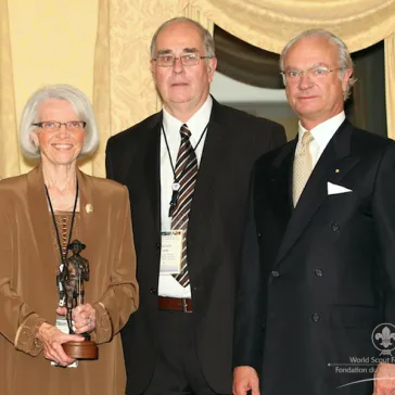 Presentation of David & Faye Huestis as new members of the Honours Programme