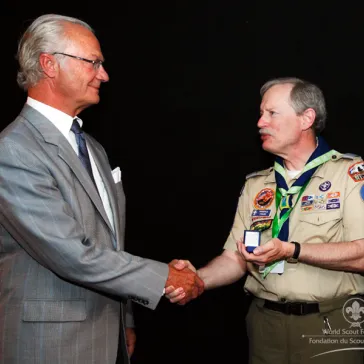 Mr Frank Randall (US) presented to His Majesty as new B-P Fellow.