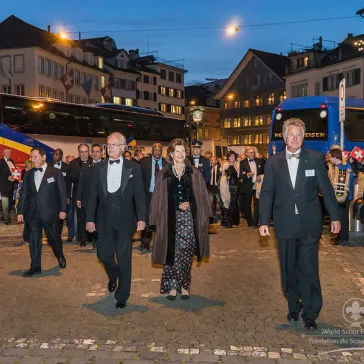 Arrival for the Fellowship Dinner with Swiss Trychler and Fahnenswinger