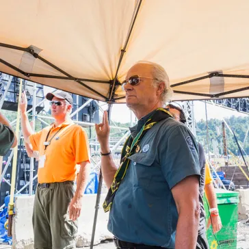 HM The King ready for his appearance on stage