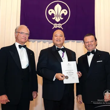 Mr Stephen Kagawa (JP) presented to His Majesty as a new BP Fellow