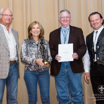 Mr & Mrs Ware (US) presented to His Majesty as Chairman Circle members