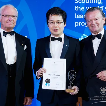 Mr Sriorathaikul (TH) presented to His Majesty as Benefactor Circle member