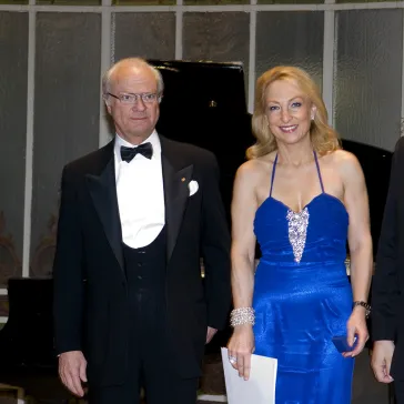 Mrs Sabina von Arx (CH) presented to His Majesty as new BP Fellow