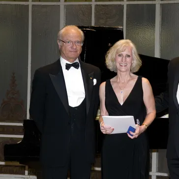 Mrs Rebecca Langford (US) presented to His Majesty as new BP Fellow