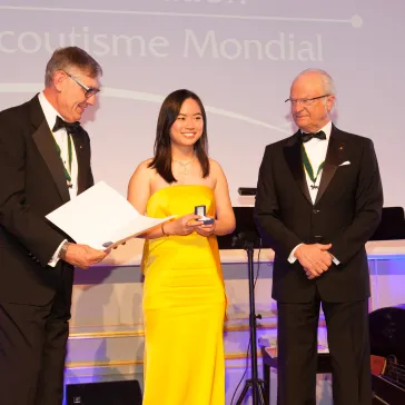 Ms Amberly Chan (HK) presented to His Majesty as new BP Fellow