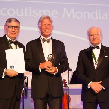 Dr Stephan Goetz (DE) presented to His Majestey as new Benefactor Circle Member