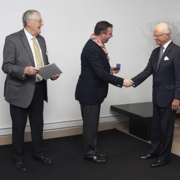 HRH Prince Guillaume of Luxembourg, accepting a BP Fellowship for HRH Prince François