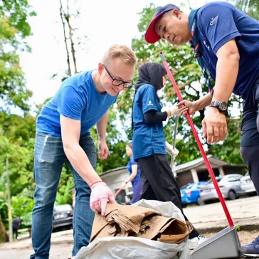 Young BP Fellows Service Project.  77th BP Fellowship Event